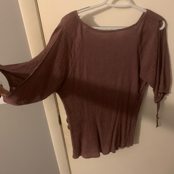 Shirt - Picture 2 of 2